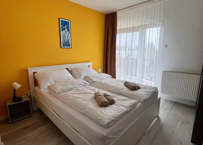Nyár Apartman *
